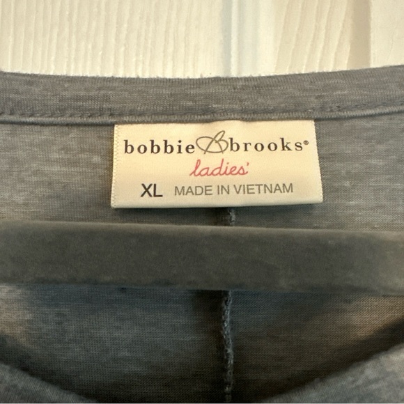 Bobbie Brooks Gray Short Sleeve Top - Picture 5 of 6